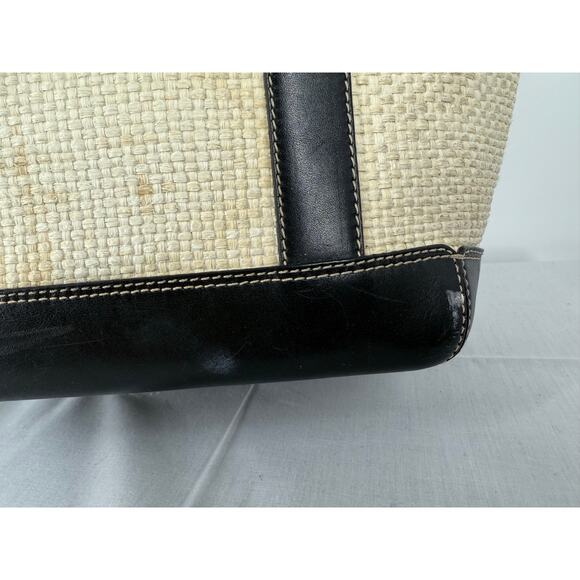 Coach Natural Straw and Patent Leather Bucket Tote 8908 - Picture 8 of 15